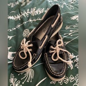 Sperry top siders: size 7